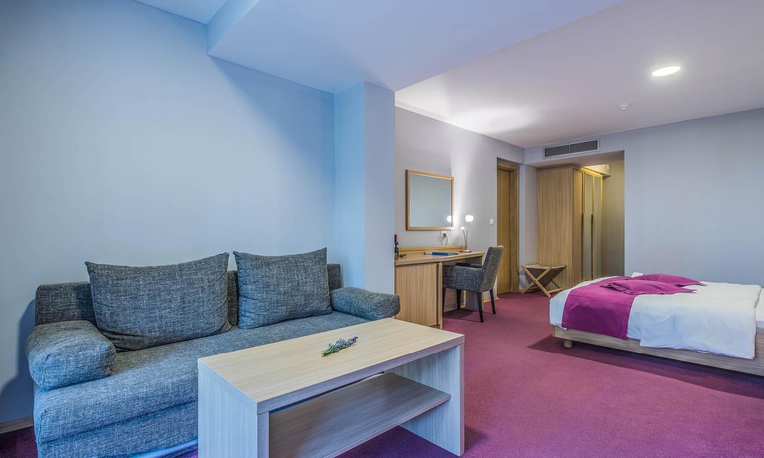 Aminess Vival Velaris Resort Supetar Bagian luar foto